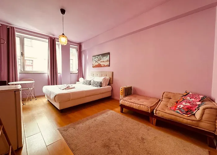 Lazy - 4pink Walls - Breakfast Included Daire *