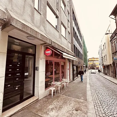 Lazy - 4pink Walls - Breakfast Included *