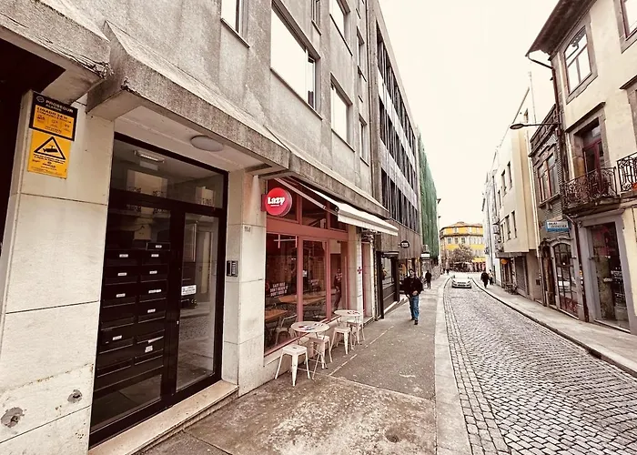 Lazy - 4pink Walls - Breakfast Included *