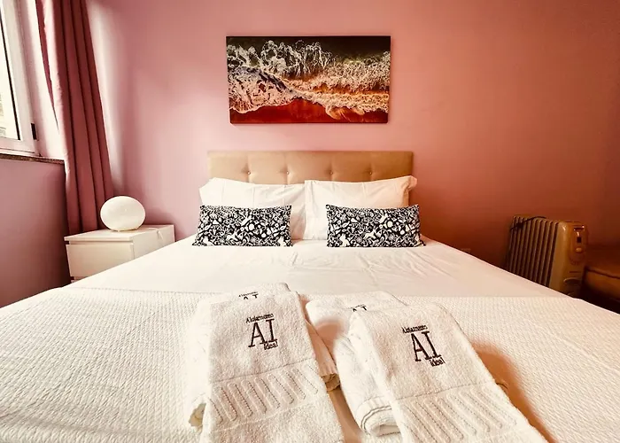 Lazy - 4pink Walls - Breakfast Included * Oporto